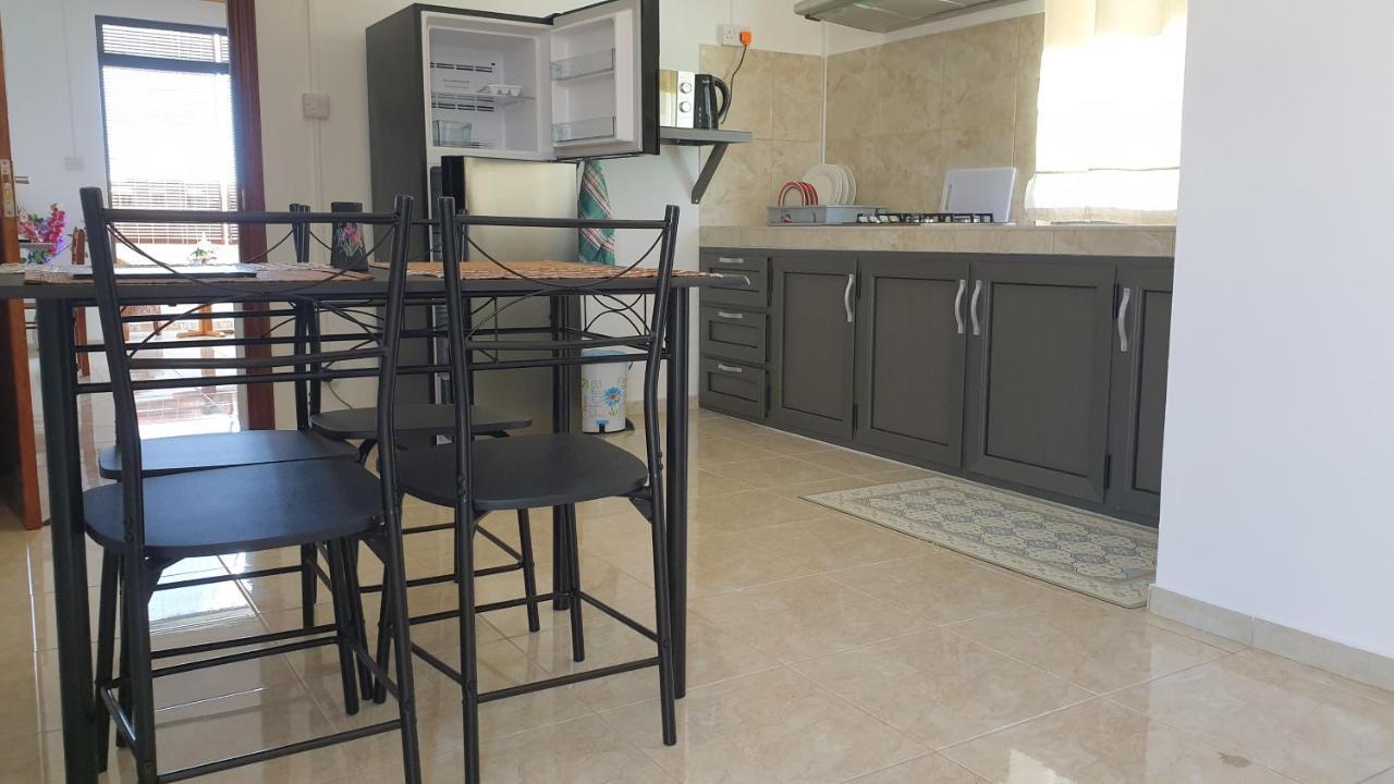 Chez Johnny Appartement Grand Bay Buitenkant foto